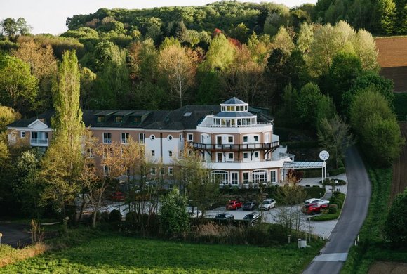 ALBIZIA Hotel GmbH