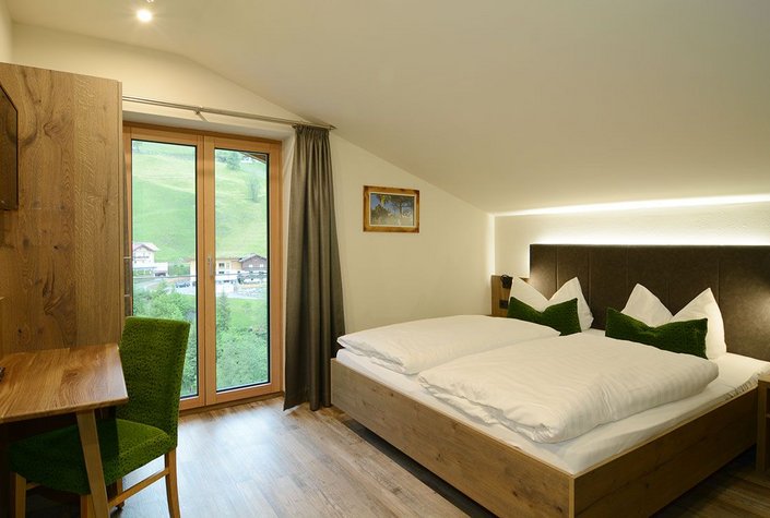 Haus Alpenrose & Haus Bergheimat