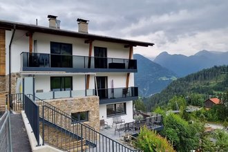 Das Haus Arrez liegt in Serfaus in ruhiger Lage oberhalb der...