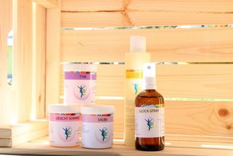 Unsere Geschichte nimmt ihren Anfang im Jahr 1994, einem Jahr, das...