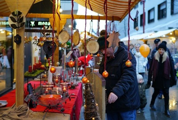 Adventmarkt Am Garnmarkt