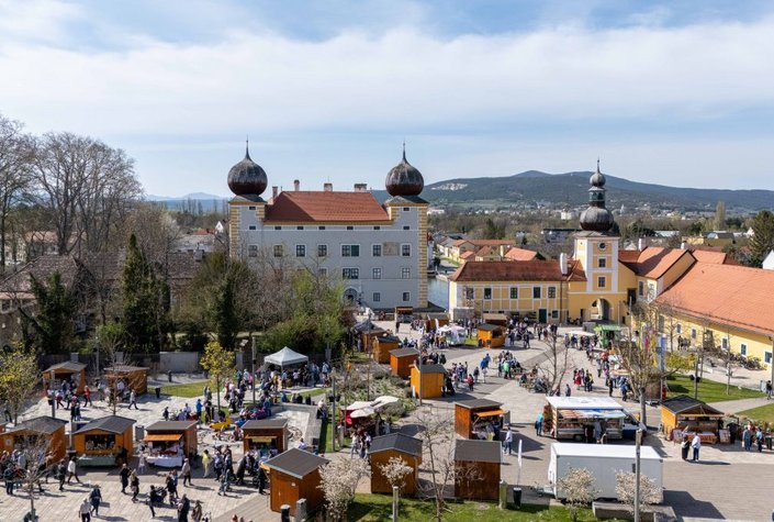 Vorfreude auf Ostern im Wasserschloss Kottingbrunn