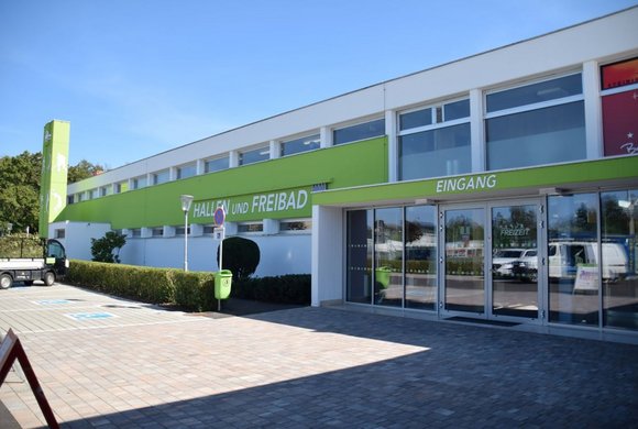 Hallen- und Freibad Feldbach