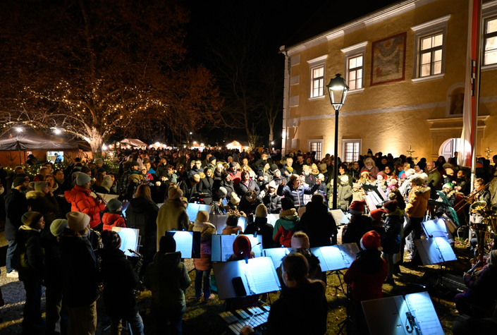 Atzenbrugger Advent auf Schloss Atzenbrugg