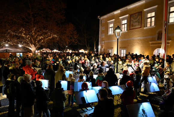Atzenbrugger Advent auf Schloss Atzenbrugg