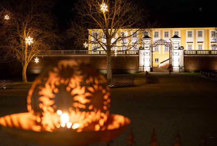 Weihnachtsmarkt auf Schloss Hof