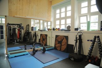 Willkommen in der Hamzas Punch the Beat Academy - Ihrem Fitnessstudio...