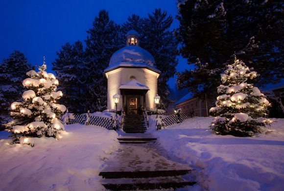 Adventromantik am Stille Nacht Platz